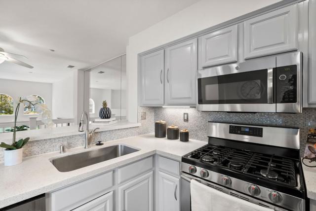 394 Genoa Drive,  CA: https://media.crmls.org/mediaz/61efef87-ec6f-45fc-9090-7a92ebc64c3c.jpg
