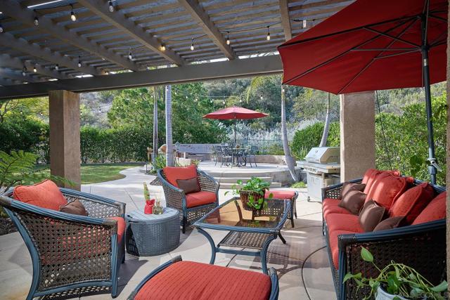 12647 Westly Ln, San Diego CA: https://media.crmls.org/mediaz/61f05f59-2f35-43ee-a9e6-6a854ab9951c.jpg