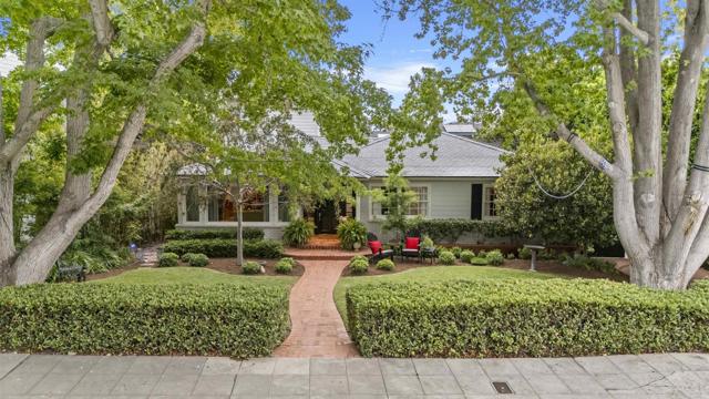 Detail Gallery Image 1 of 58 For 6028 Beaumont Ave, La Jolla,  CA 92037 - 5 Beds | 4 Baths