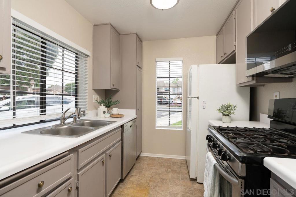8550 Westmore Road - photo 11