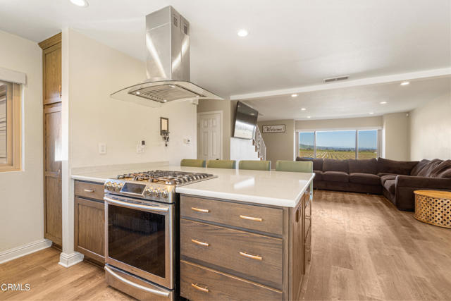 1403 Iguana Circle, Ventura, CA, 93003 1403 Iguana Circle, Ventura, CA, 93003