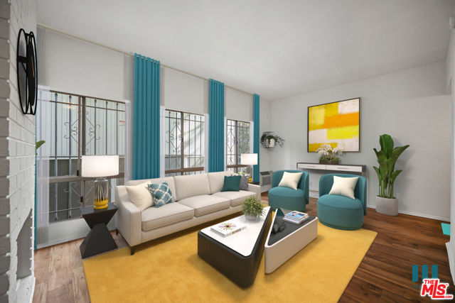 10965 Rochester Avenue, Los Angeles CA: https://media.crmls.org/mediaz/61f22918-b745-493c-b1a8-4890b3b9e3b3.jpg