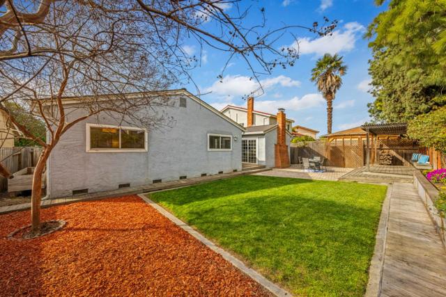 62 Park Sharon Drive, San Jose CA: https://media.crmls.org/mediaz/61f22f51-2f9a-4770-96cb-2cb242de958d.jpg