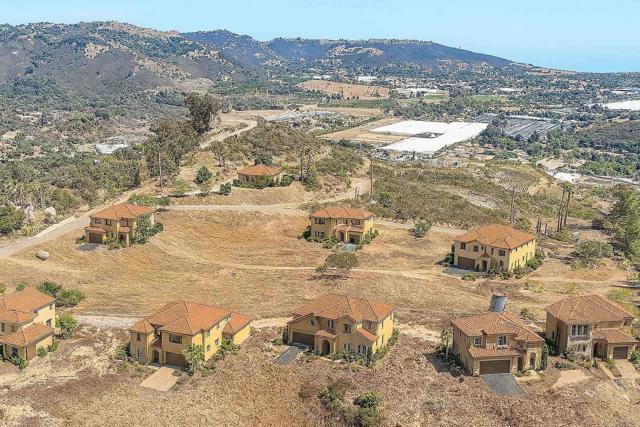 3020 22 Joni Lane, San Marcos CA: https://media.crmls.org/mediaz/61f2d754-d9b6-4470-9a5c-6cd219c843c3.jpg