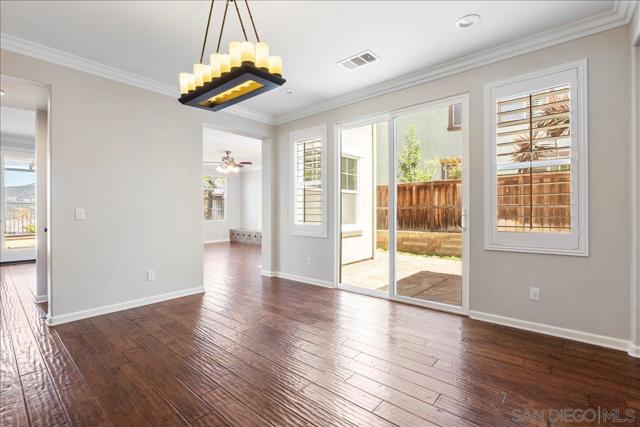1850 Sheridan Way, San Marcos CA: https://media.crmls.org/mediaz/61f5ccd5-794c-49aa-8c80-8418bd1d19ce.jpg