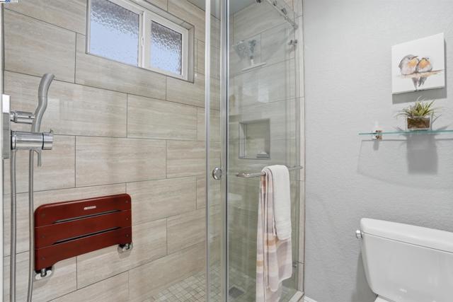 7653 Turquoise St, Dublin CA: https://media.crmls.org/mediaz/61f6f068-954c-47b3-be0c-1c81a30d64be.jpg