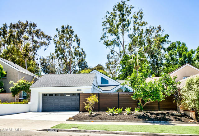 29831 White Otter Lane, Laguna Niguel CA: https://media.crmls.org/mediaz/61f7538e-ce69-43f5-8351-689f81a223be.jpg