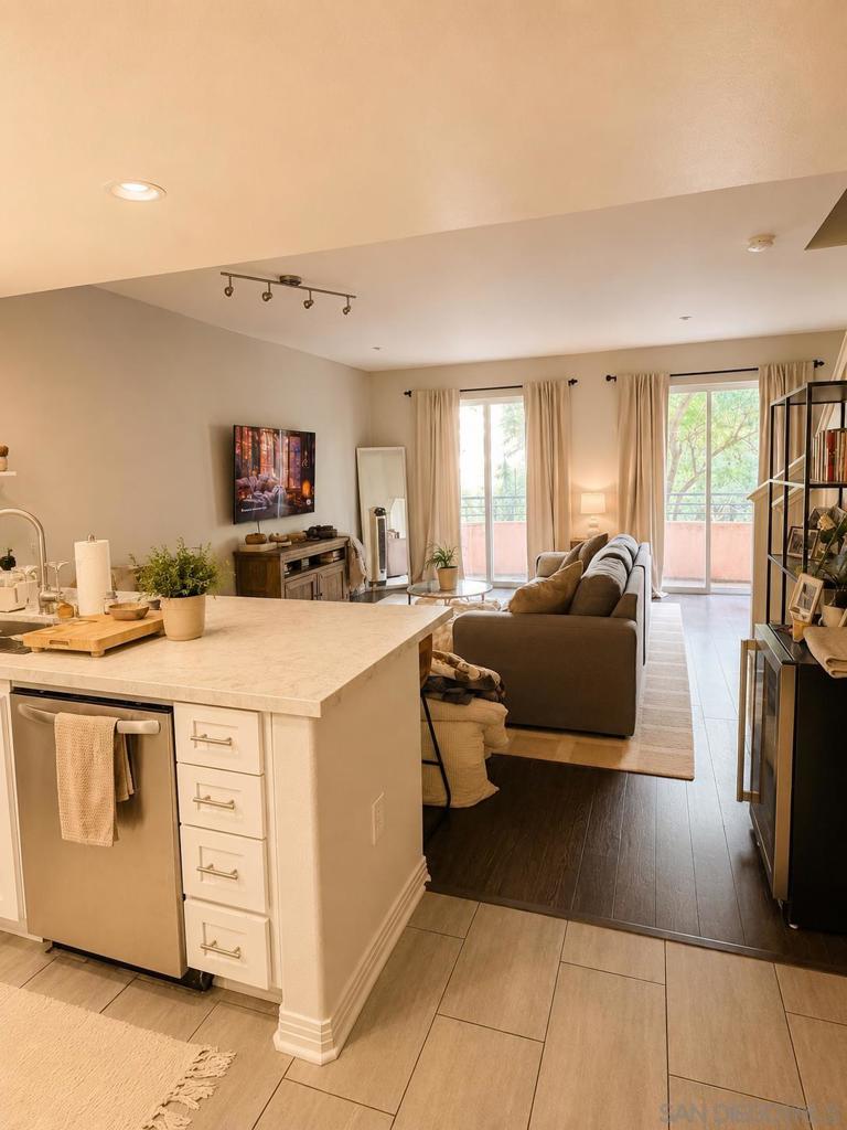 1501 India St - photo 6