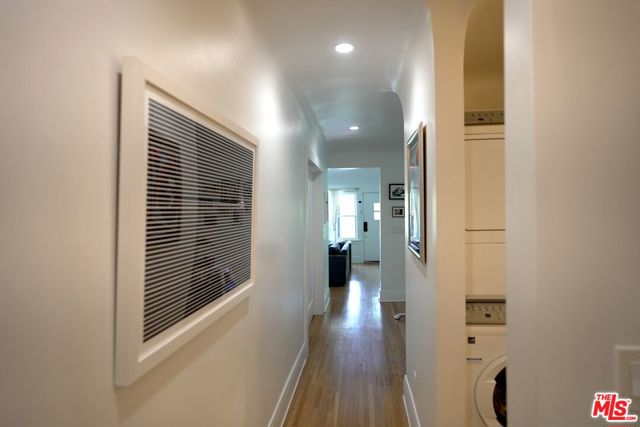 441 N Avenue 52, Los Angeles CA: https://media.crmls.org/mediaz/61f7684a-9f52-4835-984c-20f62b76d48e.jpg