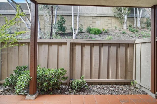 4060 Rosenda Ct, San Diego CA: https://media.crmls.org/mediaz/61f796f0-f093-4c85-8320-b9557ce8e69c.jpg