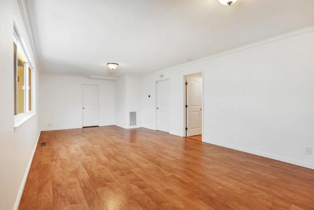 17 Muth Drive, Orinda CA: https://media.crmls.org/mediaz/61fa9497-3510-41e9-a588-6d10e1e7aaef.jpg