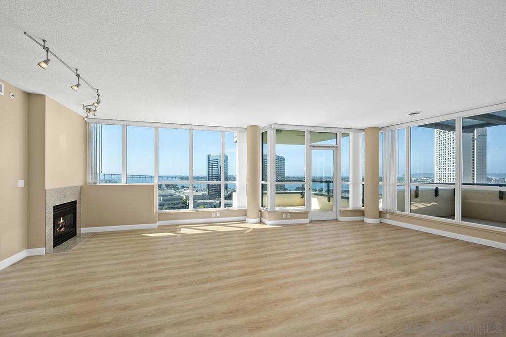 555 Front Street - photo 15