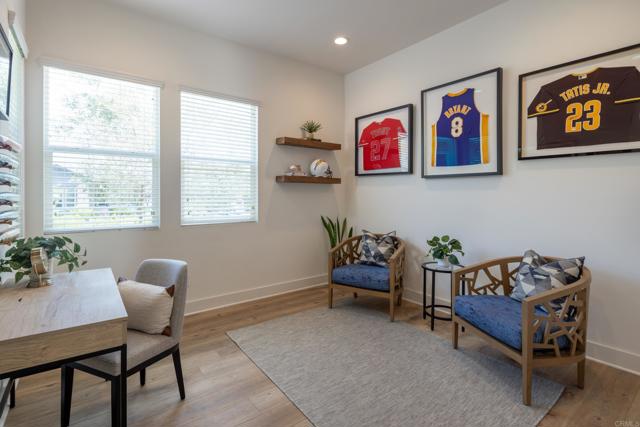 744 Adelaide Circle, Encinitas CA: https://media.crmls.org/mediaz/61fb82e0-695f-4192-84b0-a531c87e7ec5.jpg