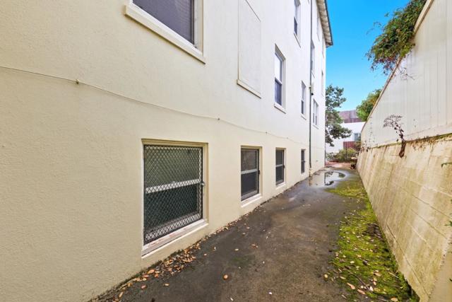 3900 Balboa Street, San Francisco CA: https://media.crmls.org/mediaz/61fd5409-de3d-4765-8474-37fa35ddf5bf.jpg