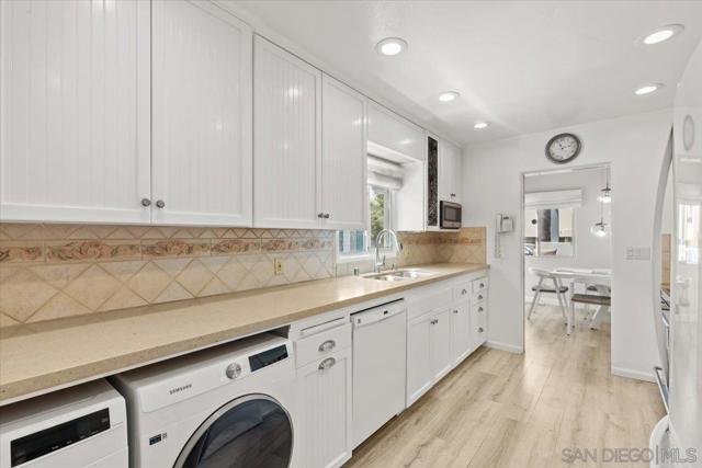 3960 Garfield St., Carlsbad CA: https://media.crmls.org/mediaz/61fd5c89-2f6a-408d-a511-dadcb18ba9eb.jpg