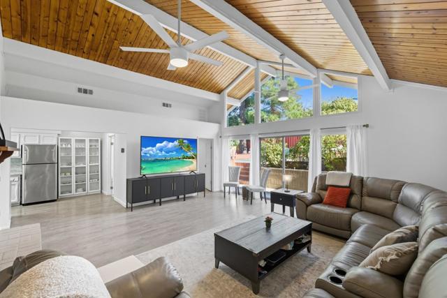 217 W 40th Avenue, San Mateo CA: https://media.crmls.org/mediaz/61fd9b73-eca3-4ff6-a431-c479b2fd3fc4.jpg