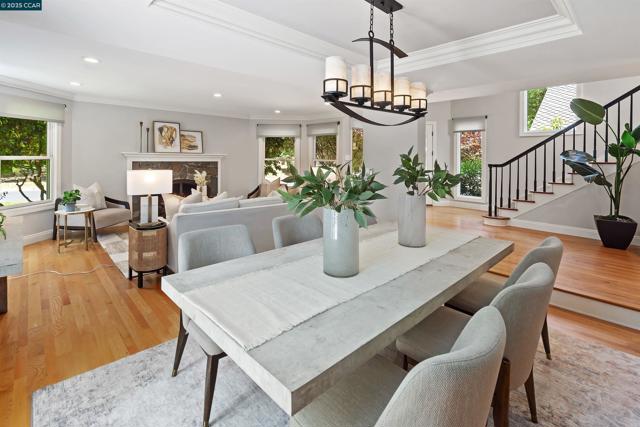 2140 Hidden Oak Dr, Danville CA: https://media.crmls.org/mediaz/61fe11bd-ef5e-4b3d-a20e-df7e4de0ada1.jpg