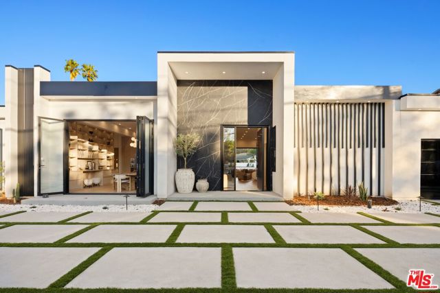 Image 3 of 43 For 5200 Oakdale Avenue