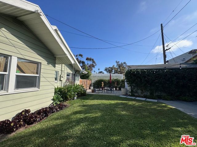 2331 Hillcrest Drive, Los Angeles, California 90016, 3 Bedrooms Bedrooms, ,2 BathroomsBathrooms,Single Family Residence,For Sale,Hillcrest,24399877