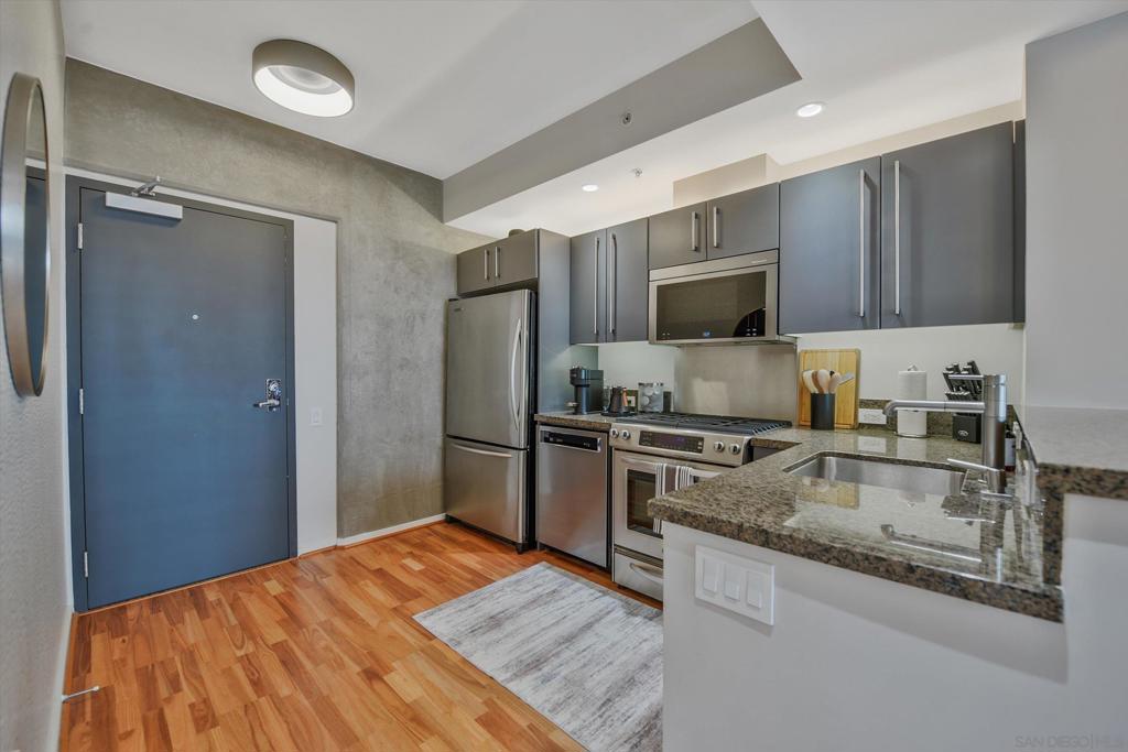 321 10th Ave - photo 10