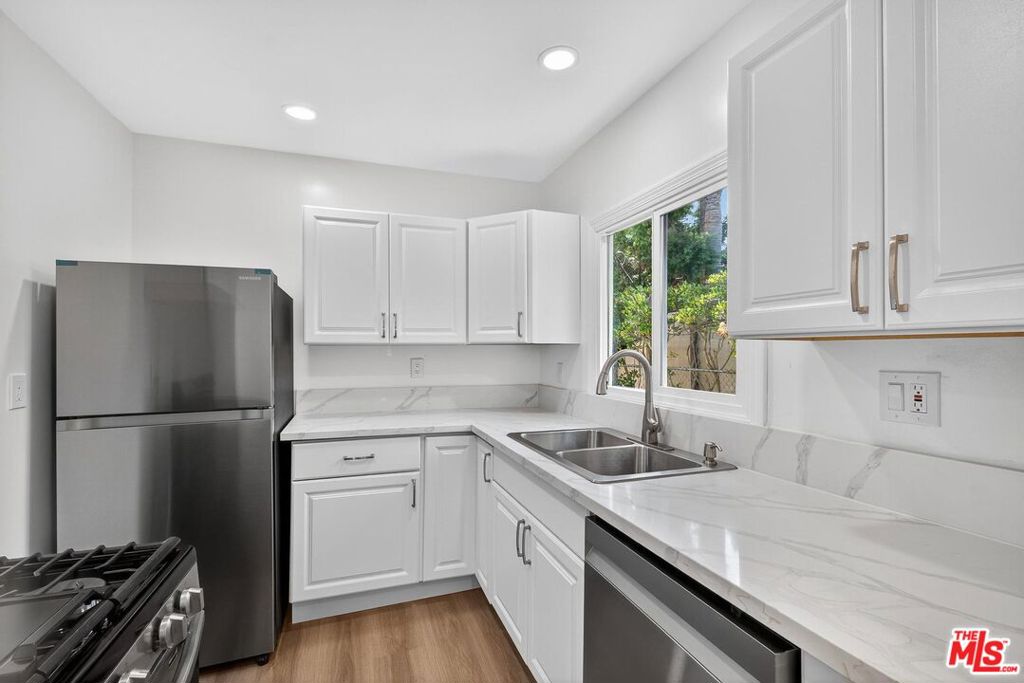 MLS #25617493 image #11