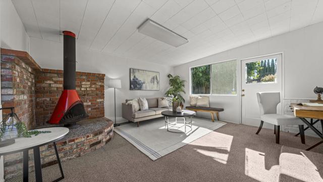 940 Kennard Way, Sunnyvale CA: https://media.crmls.org/mediaz/62013306-ac4d-42b5-bf77-9207f9ce8f39.jpg