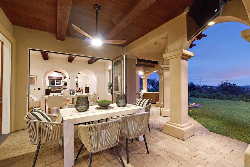 6811 Vianda Court - photo 2