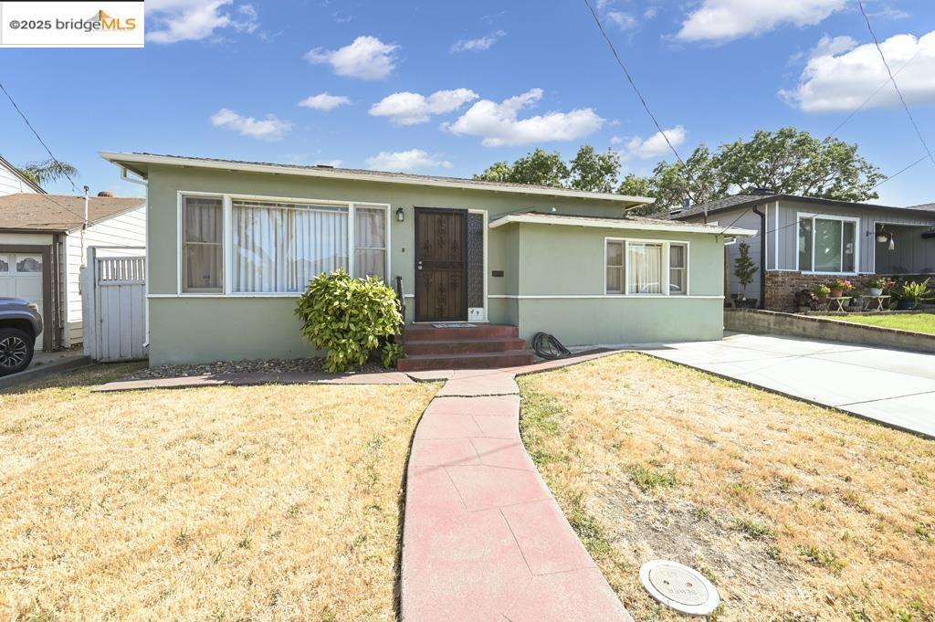 49 Hillcrest Ave