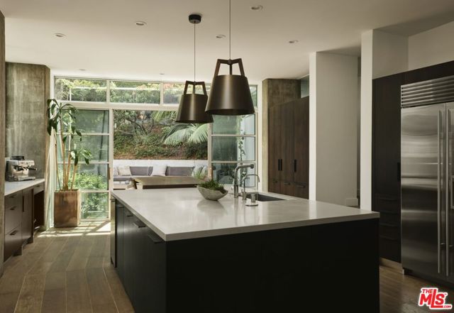 0 Willow Glen Road, Los Angeles CA: https://media.crmls.org/mediaz/62028d45-f52e-414c-bf1e-2409575cb19f.jpg