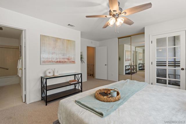 736 F Ave, Coronado CA: https://media.crmls.org/mediaz/6202dfad-f2a5-440c-8e75-e21cb02b87b6.jpg