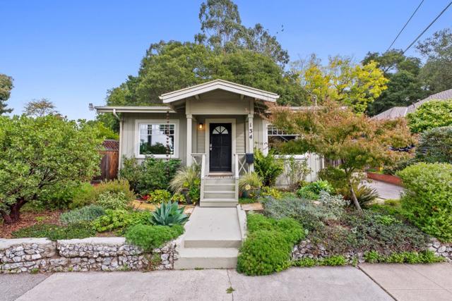 134 May Avenue, Santa Cruz CA: https://media.crmls.org/mediaz/6204ea4a-0821-4cd0-a66b-54c771e82738.jpg