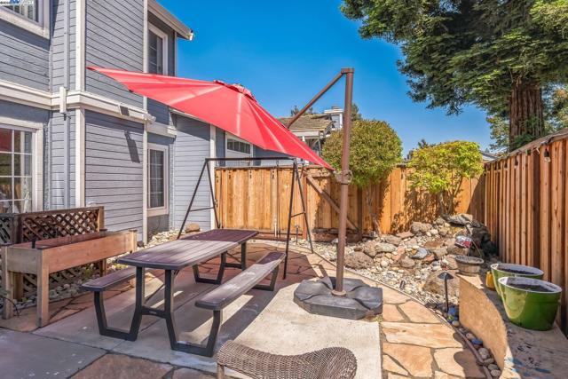 1789 Corte Sueno, Livermore CA: https://media.crmls.org/mediaz/6204ec01-c6ca-4395-abe1-3aa10db0501e.jpg