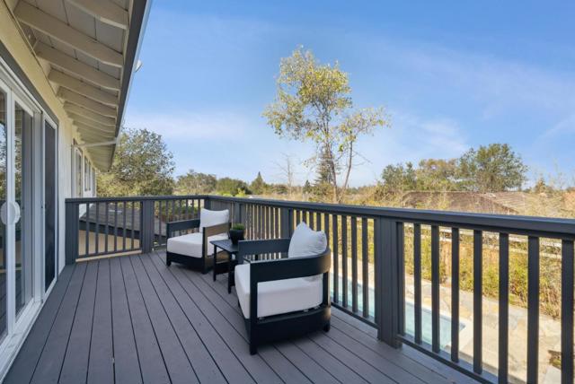 900 Highlands Circle, Los Altos CA: https://media.crmls.org/mediaz/62052b5c-af4d-489a-a439-5492802982bf.jpg