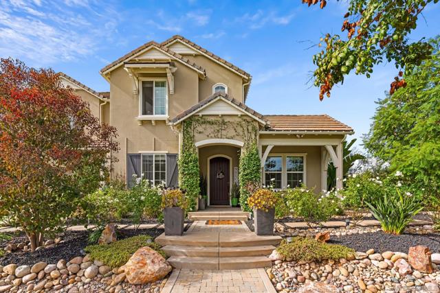 15740 Bacara Ct, San Diego CA: https://media.crmls.org/mediaz/62055fb7-1c07-4e31-9ded-1ad000f0fa53.jpg