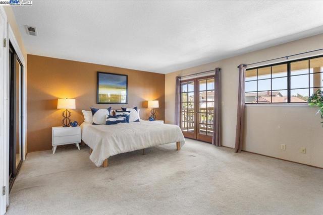 6444 Boone Dr, Castro Valley CA: https://media.crmls.org/mediaz/6205a5ad-9ce3-4e57-b74a-5d08fc2806de.jpg