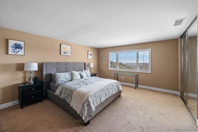 Image 21 of 55 For 5392 Wilshire Drive