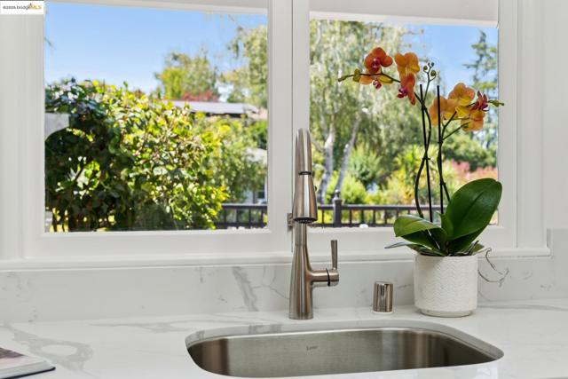 16 Muir Way, Berkeley CA: https://media.crmls.org/mediaz/6205bf43-b19d-4ae4-a633-a515175a1613.jpg