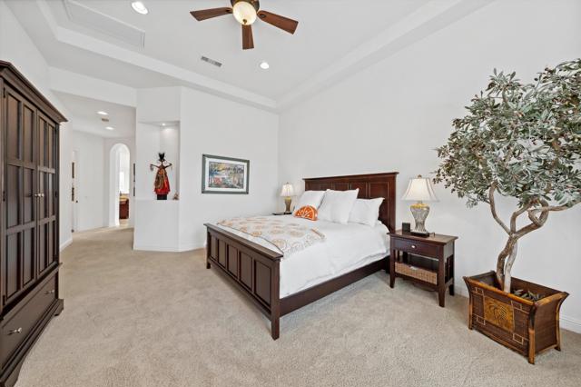 80143 Miramonte Lane, La Quinta CA: https://media.crmls.org/mediaz/6206fa19-a9b3-4e67-9f67-fa21a007ab67.jpg
