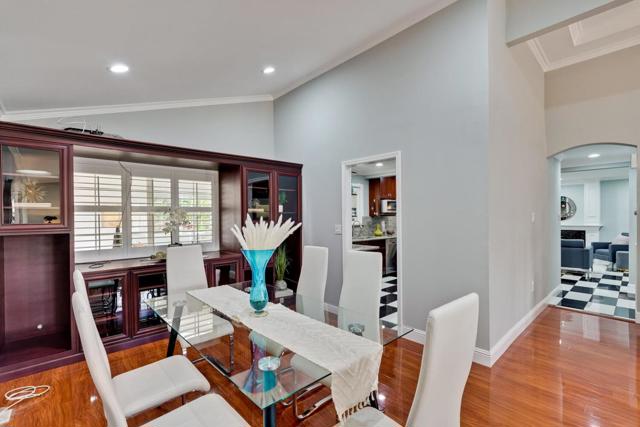 4611 Carmen Way, Union City CA: https://media.crmls.org/mediaz/6207de80-e63a-4a67-bab5-1ba5fec8d9bd.jpg