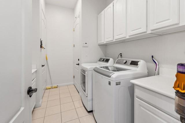 Image 34 of 54 For 688 Sandra Lane