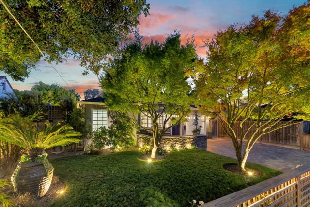 543 Toft Street, Mountain View CA: https://media.crmls.org/mediaz/620839ad-1a9b-4d0b-a84a-91f1bbaa53a6.jpg