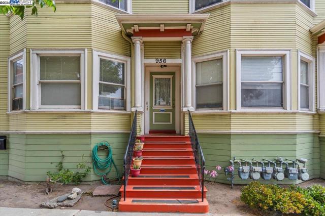 Image 3 of 27 For 954 Park St  