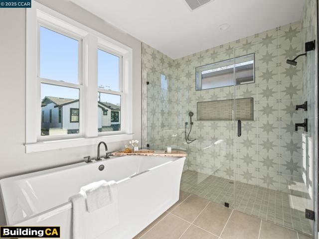 Image 29 of 35 For 251 Haleena Place