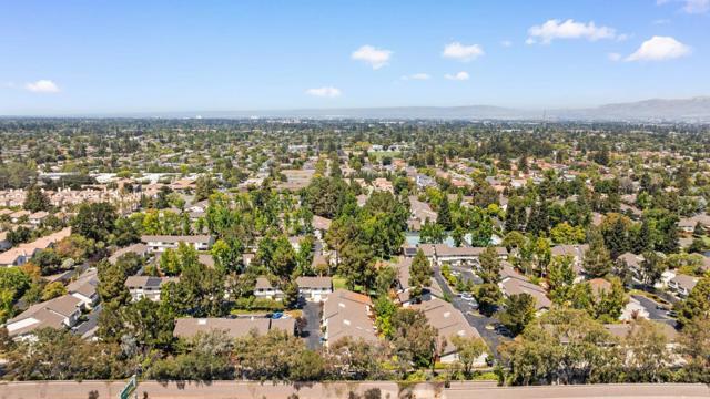 20192 Northcove Square, Cupertino CA: https://media.crmls.org/mediaz/620ace0b-ab8b-4b04-89b3-51a896b8566a.jpg