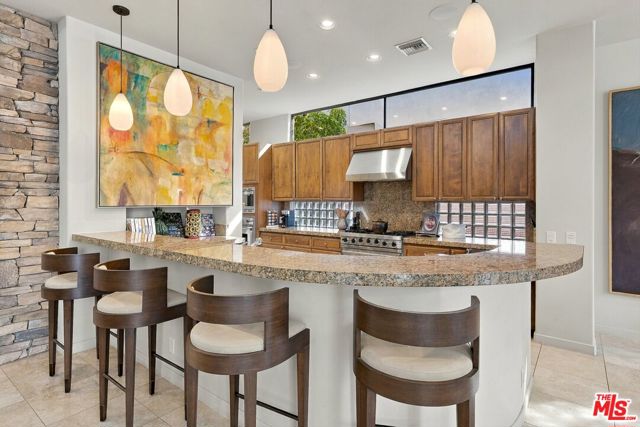 1132 Lake Vista, Palm Desert, CA 92260