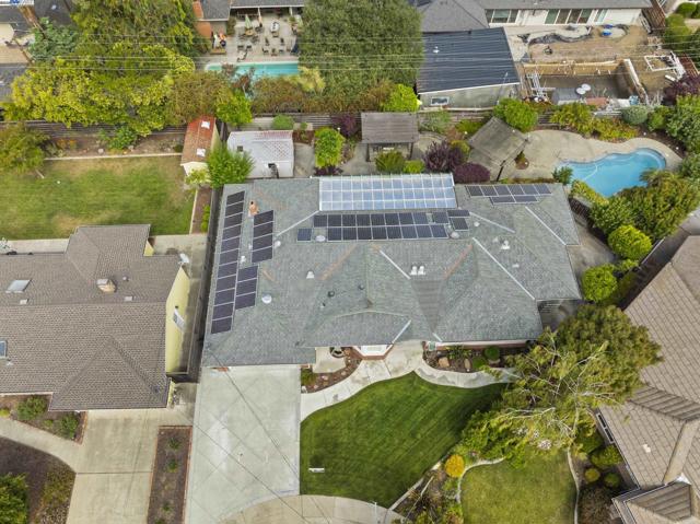 4301 Norris Rd, Fremont CA: https://media.crmls.org/mediaz/620b24f2-6c9d-472e-af94-ced4fca8a264.jpg