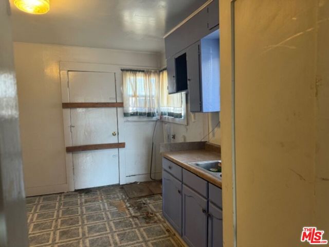 Kitchen Access to Yard