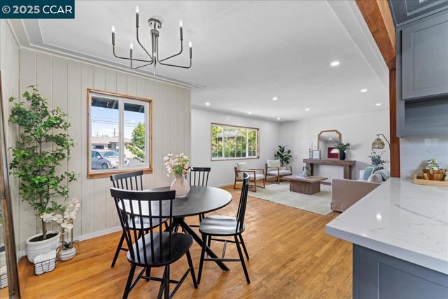 365 Pestana Pl, Livermore CA: https://media.crmls.org/mediaz/620cd1f8-16f0-45c4-ae91-c0348529cc94.jpg