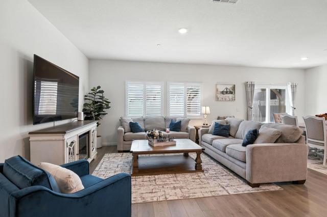 3826 Fong Ranch Road, Sacramento CA: https://media.crmls.org/mediaz/620d787e-8cad-4d29-b76e-26412f5ad378.jpg