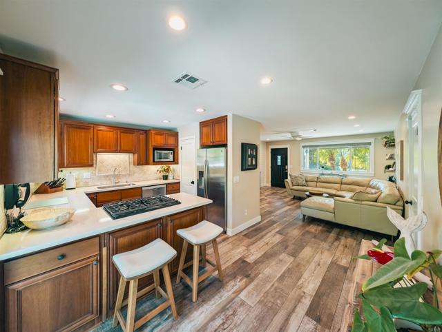 8635 La Butte Lane, Santee CA: https://media.crmls.org/mediaz/620da60c-cffc-4fa6-9f8f-d560d17d6505.jpg